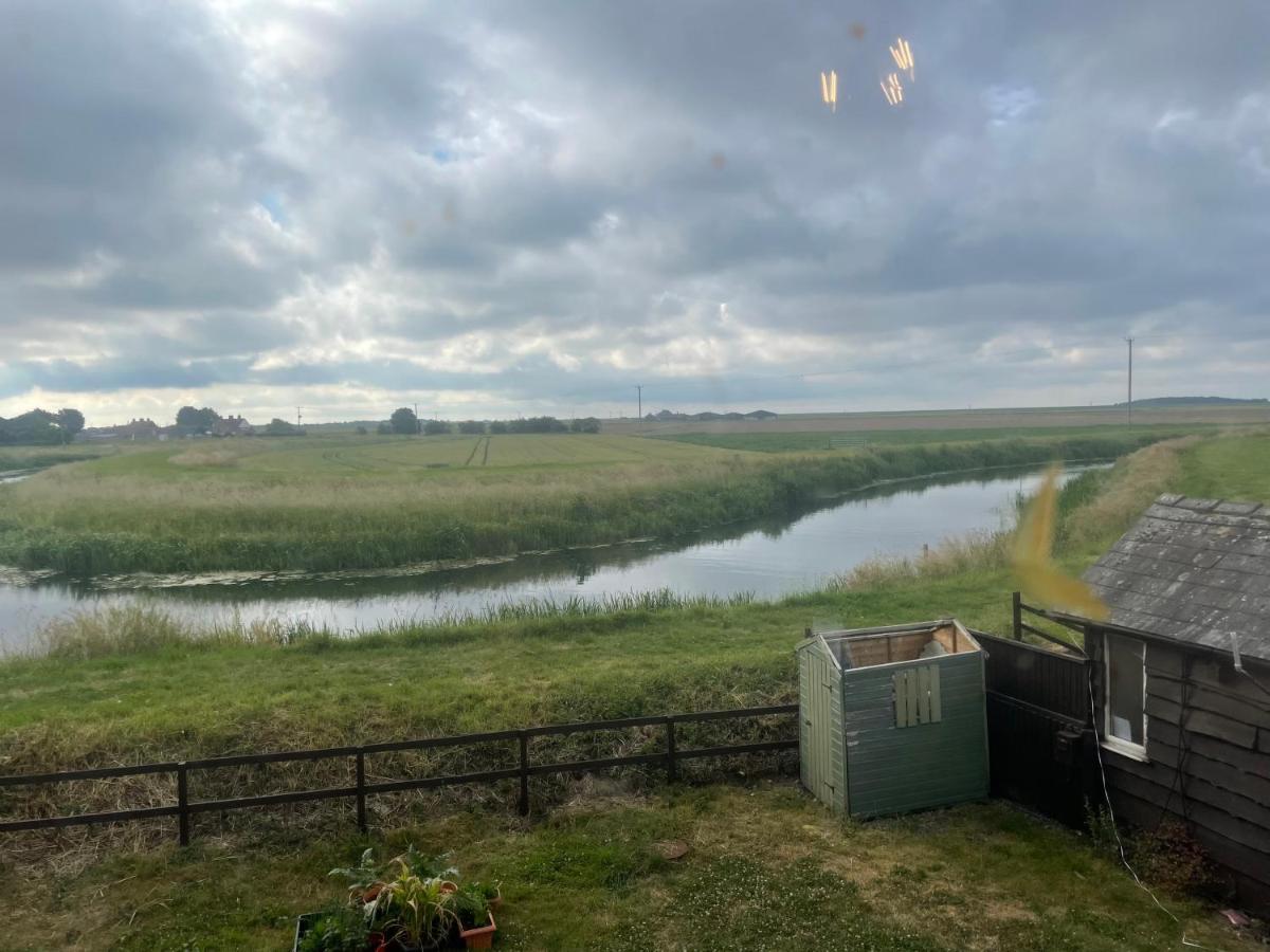 Luxury Glamping At The Riverside Hotel Skegness Buitenkant foto